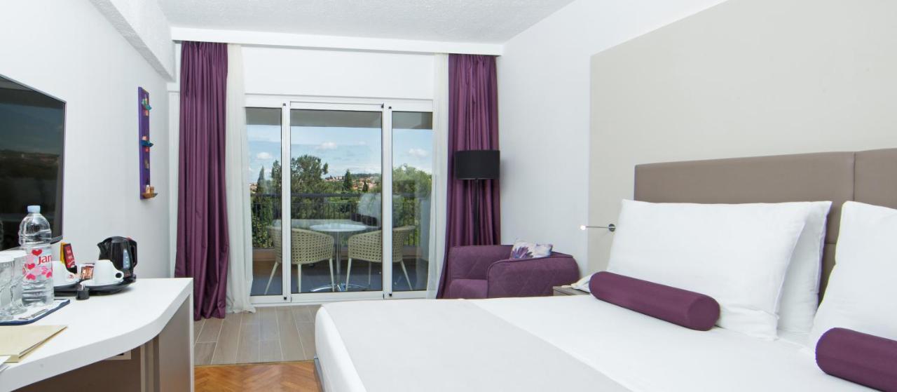 Arena Hotel 메덜린 외부 사진