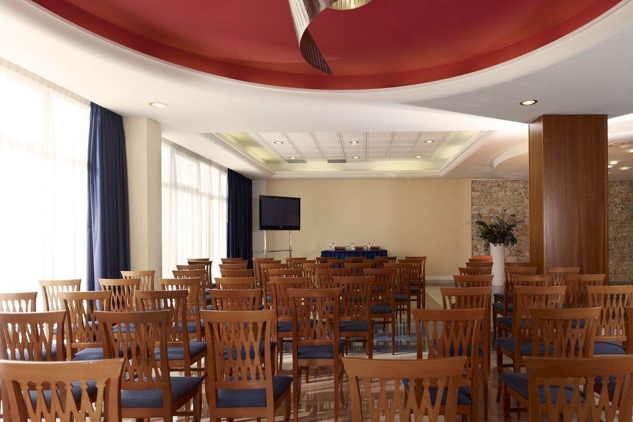 Arena Hotel 메덜린 사업 사진